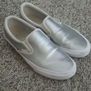 USED Metallic Vans